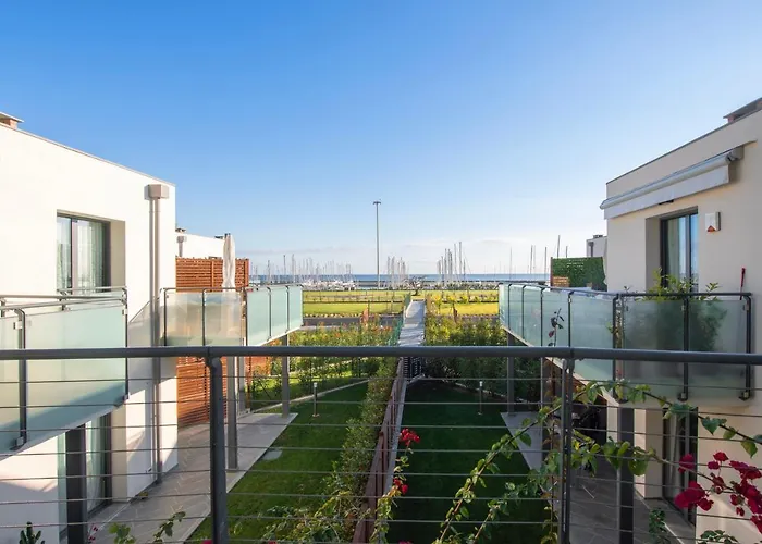 H11 Luxury 9a - Porto - Piscina - Jacuzzi Apartamento *